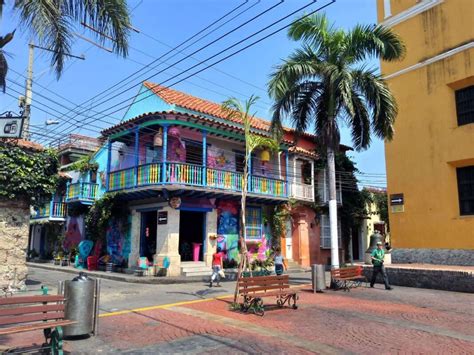  A Calle de la Sierpe! Uma Análise da Representação Urbana de José María Velasco